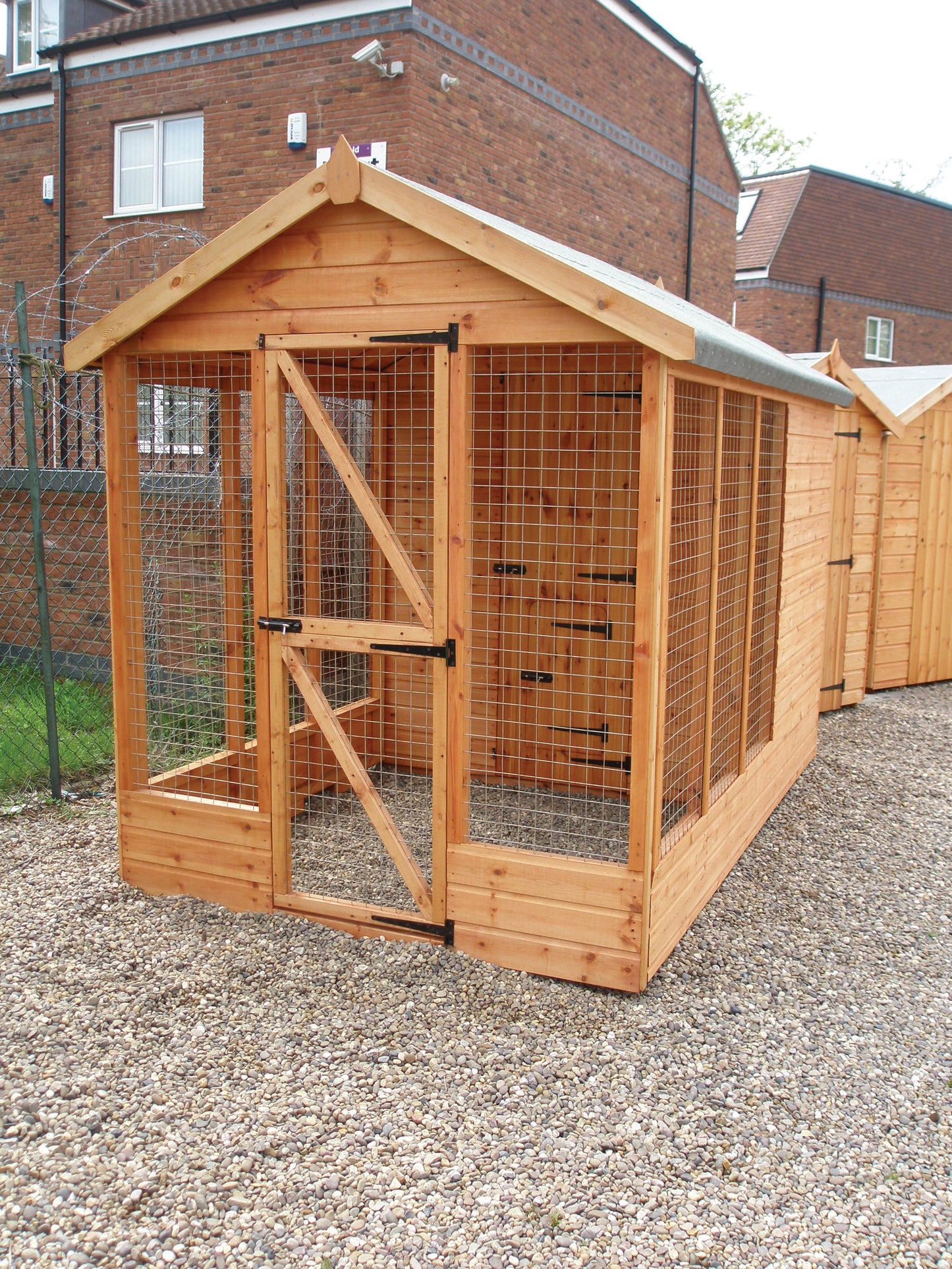 Deluxe Apex Kennel