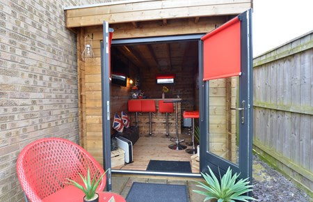 Lugarde Garden Bar 23