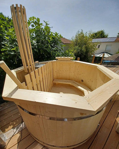 1.9 m Wooden Hot Tub
